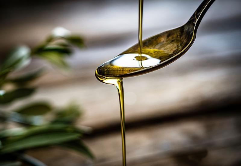 Hercegovački maslinari krenuli u proces zaštite ekstra djevičanskog maslinovog ulja 