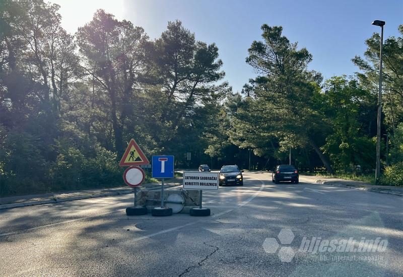 Opasnost na putu: Radovi završeni, znakovi 'zaboravljeni'