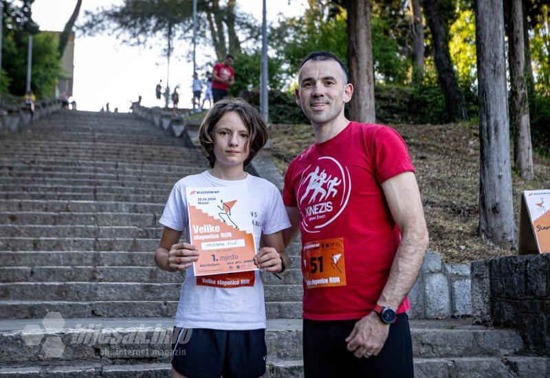 Velike stepenice run - FOTO | Fenomenalna atmosfera - Stotine trkača na kultnim mostarskim stepenicama