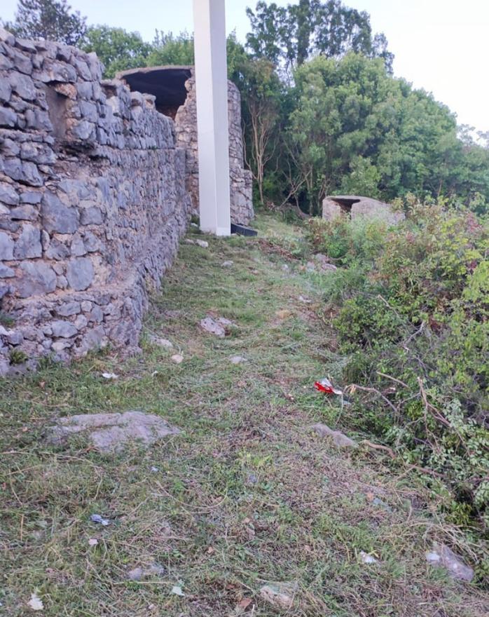 Akcija čišćenja i uređenja bunkera na Ćavarovom brdu - Široki Brijeg: Nastavljena akcija čišćenja i uređenja bunkera