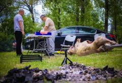 FOTO | Na Bunici neki su se opušteno družili uz roštilj, neki uz janje