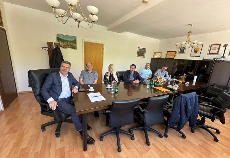 Sastanak s predstavnicima Grasa - Mostar Bus po ideje za bolje usluge išlo u Sarajevo