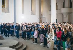 FOTO | Mostar: Pravoslavci nakon 24. godne u Sabornom hramu proslavili Vaskrs