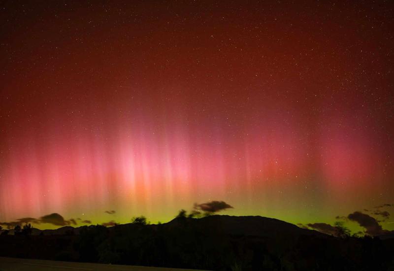 Polarna svjetlost na nebu iznad Goranaca - FOTO | Nevjerojatni prizori u Hercegovini: Čarobna polarna svjetlost se vidjela iz više gradova