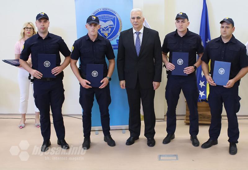 Promocija 19. generacije policajaca - Mostar: Promovirano 98 kadeta Granične policije BiH