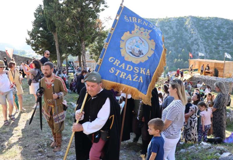 FOTO | Viteške borbe u srednjovjekovnom ozračju u Stocu