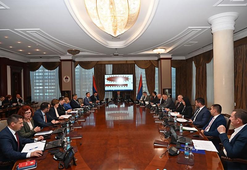 Formirana radna grupa za izradu Sporazuma o mirnom razdruživanju Republike Srpske s Federacijom
