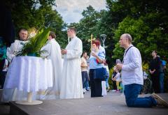 FOTO | Svečano u Mostaru: Tijelovska procesija prošla gradom 