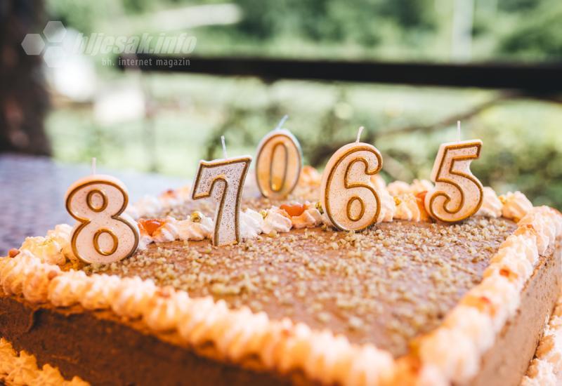 Okrugle brojke na torti - FOTO | Četiri okrugla rođendana obitelji Crnjac bila su dovoljan razlog za slavlje u Bijelo Polju