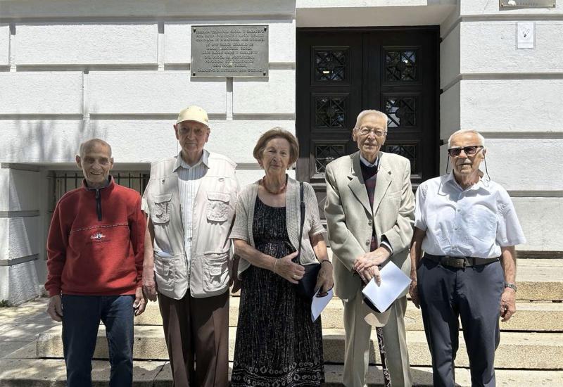 Pet bivših učenika Geodetske škole obilježilo 70 godina mature