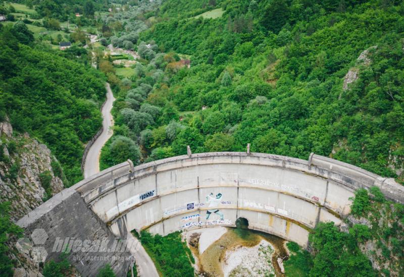 FOTO: Najljepše priče rađaju se iz neočekivanih okolnosti - Vesna i Esad napravili su 'Raj u raju'