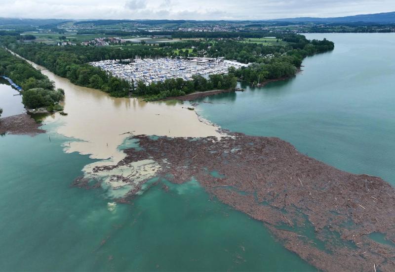 Najmanje četiri osobe poginule su u poplavama - Poplave na jugu Njemačke: Ova količina kiše padne jednom u stoljeću