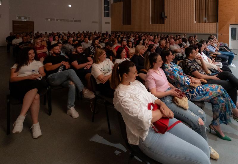 Maca oduševio publiku na SMART Festu, slijede koncerti Adija Šoše i Zostera