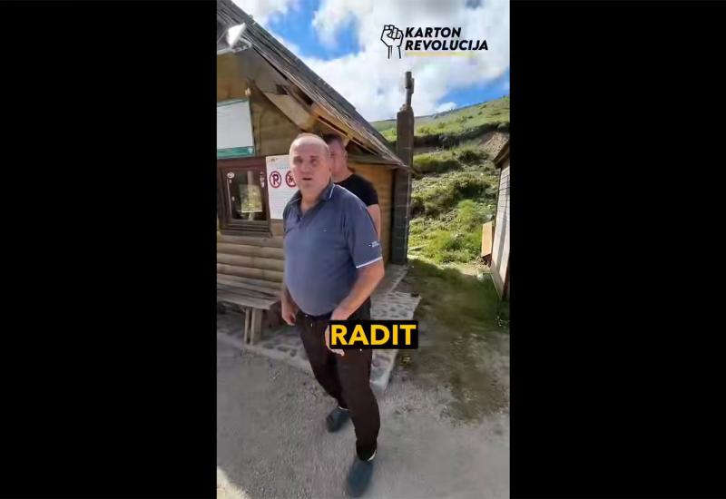 VIDEO | Katastrofa na jezeru: Aktivisti prekinuli nelegalne cijevi, djelatnici ih fizički napali