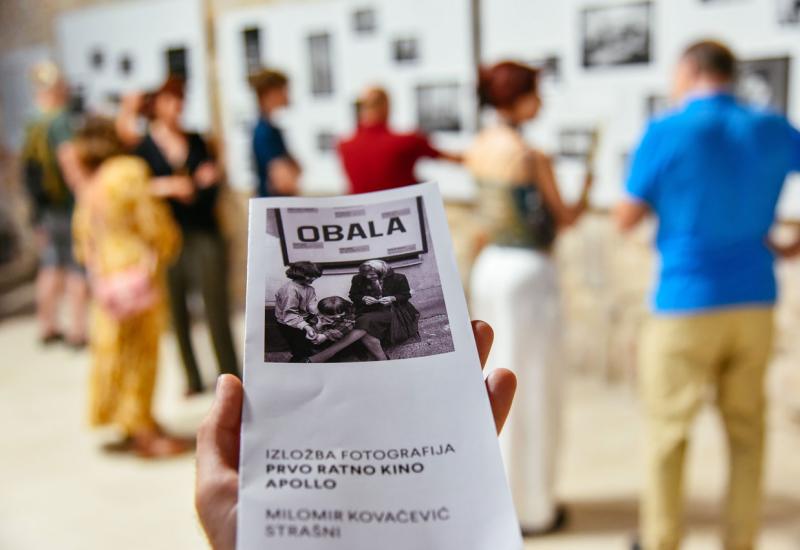 U Dubrovniku otvorena izložba fotografija  „Prvo ratno kino Apollo“