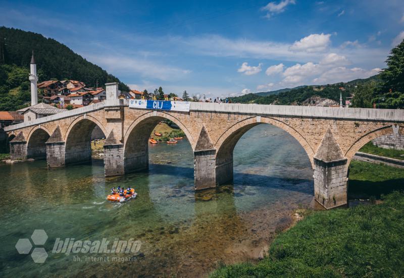 Dodjelom unikatnih pehara Završeno Europsko rafting prvenstvo Konjic 2024.