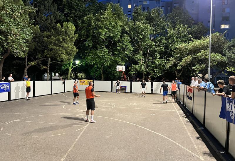 Mostar: Gledanje utakmice Hrvatska-Španjolska na video zidu, a onda turnir veterana