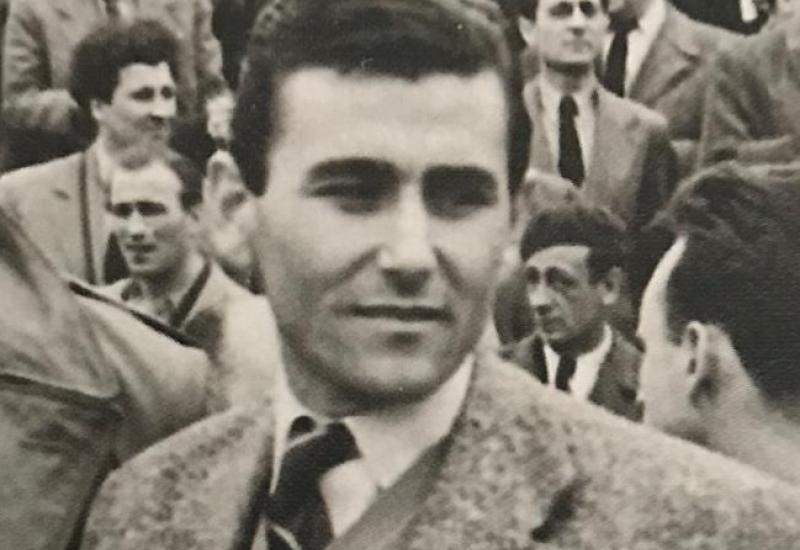 Tomislav Crnković (Kotor, 17. lipnja 1929. – Zagreb, 17. siječnja 2009.) - Bio je sinonim momčadi koja je 1952. osvojila srebrnu olimpijsku medalju