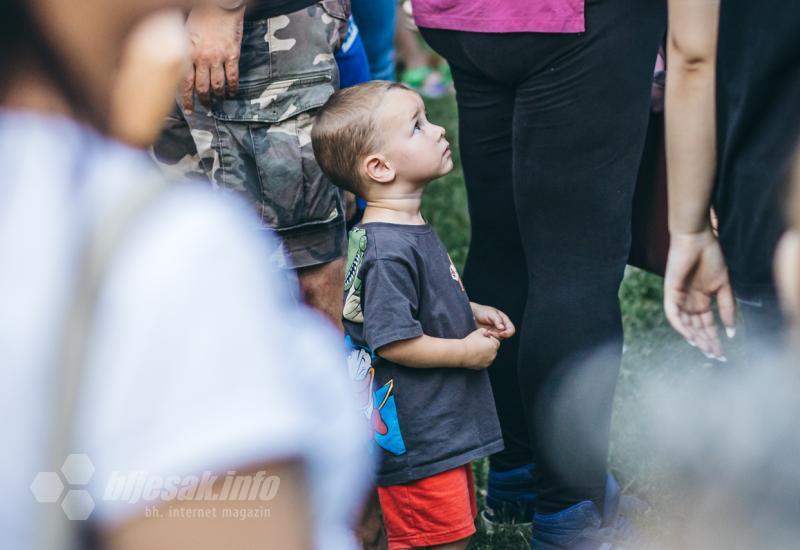 FOTO/VIDEO | Mini Disco rasplesao mališane