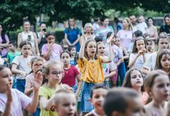 FOTO/VIDEO | Mini Disco rasplesao mališane