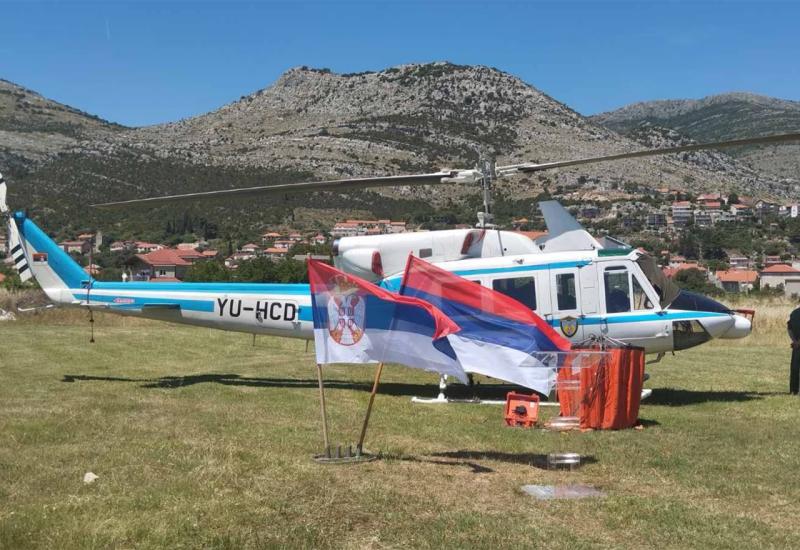 Helikopter MUP-a Srbije za gašenje požara stacioniran u Trebinju