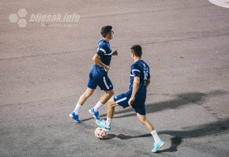 Futsal turnir Mostar Premier kladionica - FOTO | Četvrtfinalna večer iza Desete donijela brojna uzbuđenja: Večeras se igraju polufinalni susreti uz bogate nagrade