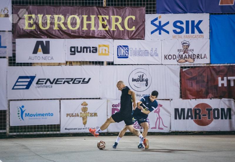 Futsal turnir Mostar Premier kladionica - FOTO | Četvrtfinalna večer iza Desete donijela brojna uzbuđenja: Večeras se igraju polufinalni susreti uz bogate nagrade