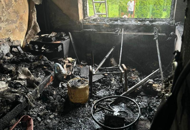 Vatrogasci spasili ženu iz zapaljenog stana