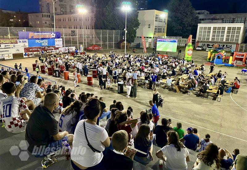 FOTO | Pogledajte kako se pratila utakmica Hrvatska-Italija u Mostaru