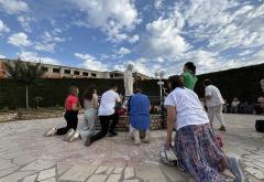 FOTO | 43. godišnjica Gospinih ukazanja: Posjetili smo Međugorje 