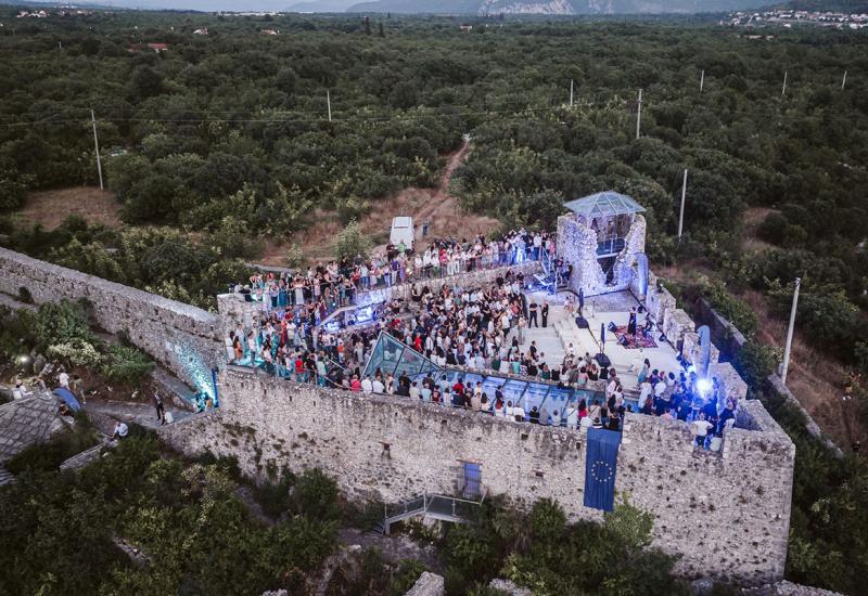 FOTO Spektakularan koncert u Počitelju