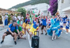 FOTO: Održan prvi Međunarodni ljetni turistički karneval u Neumu