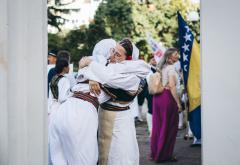 FOTO Smotra izvornog folklora Hrvata u BiH: U Mostaru prikazana raskoš nošnji, plesova, glazbe i običaja 