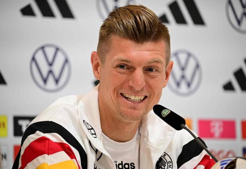 Njemački veznjak Toni Kroos službeno završio karijeru