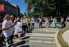 Počast žrtvama genocida: Stotine motociklista iz Sarajeva krenule ka Potočarima