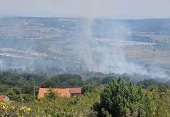 VIDEO Požar na Kozicama: Svi vatrogasci na terenu