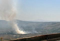 FOTO | Mostar: Požar guta raslinje na Jasenici