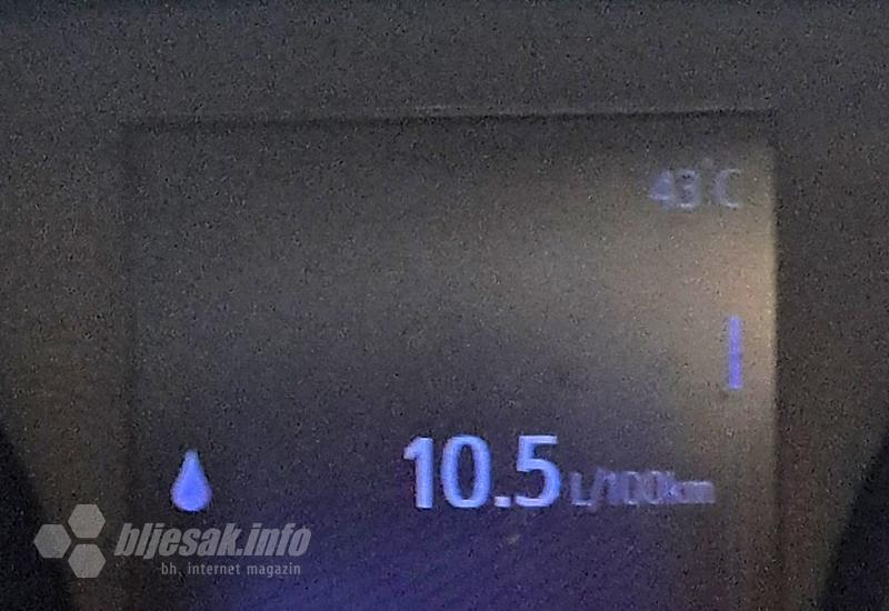 Vruće vozilo, hladna glava: Kako se zaštititi od ekstremne temperature?