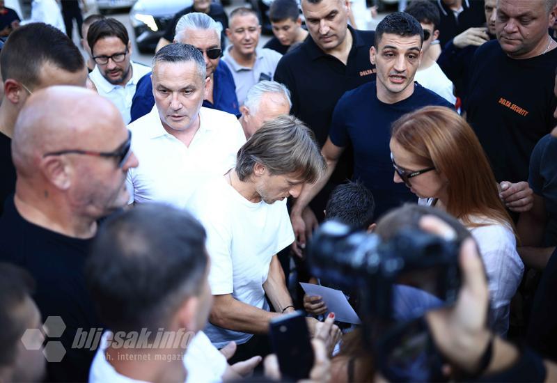 VIDEO /FOTO Luka Modrić u Mostaru izazvao opću euforiju