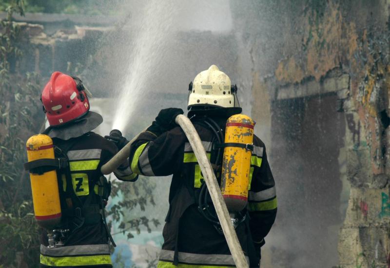 Srbija uputila pomoć za gašenju šumskih požara u Sjevernoj Makedoniji