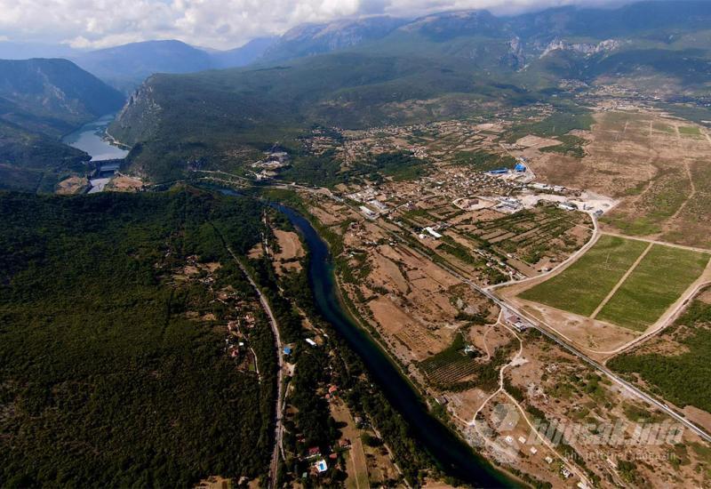 Bučići, sjeverno od Mostara - Tko će obitelji Ćorić 