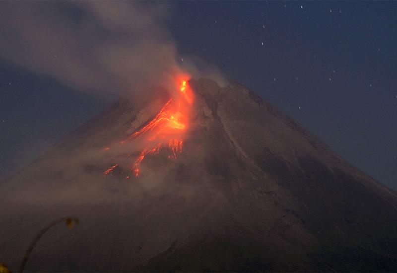 Pogledajte fantastične fotografije erupcije vulkana Merapi