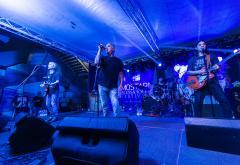 FOTO/VIDEO| Ni kiša niti nestanak struje nije zaustavio Blues i Rock u Mostaru