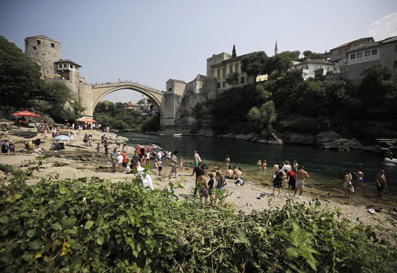 U nedjelju 458. skokovi sa Starog mosta  - Lorens Listo o prvom skoku s obnovljenog Starog mosta: Vrijedi više od svih trofeja