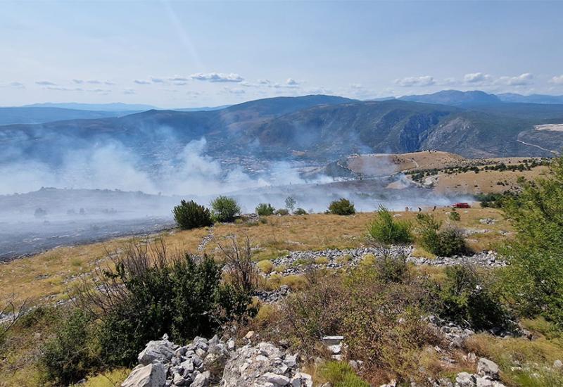 VIDEO/FOTO: Borba vatrogasaca na Fortici