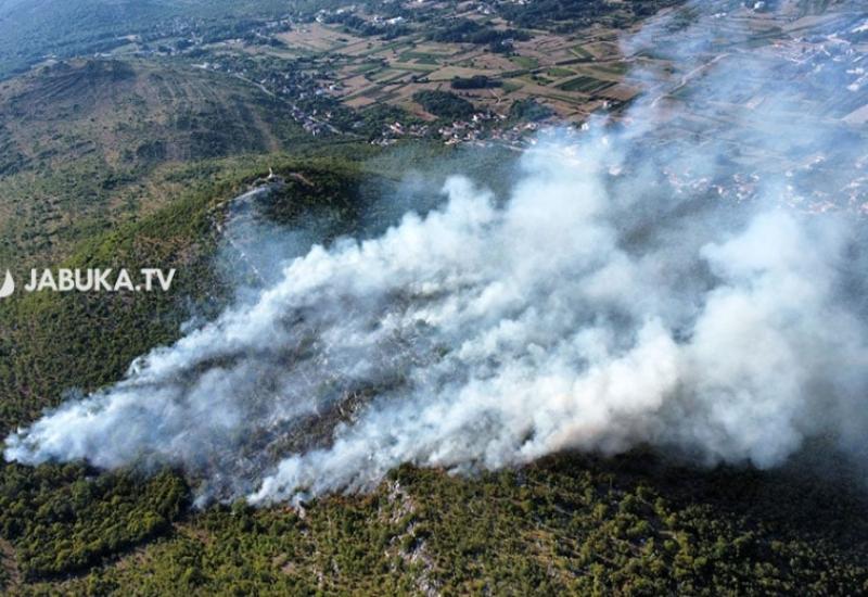 Požar u Međugorju - Veliki požar na brdu u Međugorju