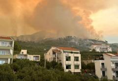 Svi požari u Dalmaciji pod kontrolom; struje nema od Tučepa do Drvenika