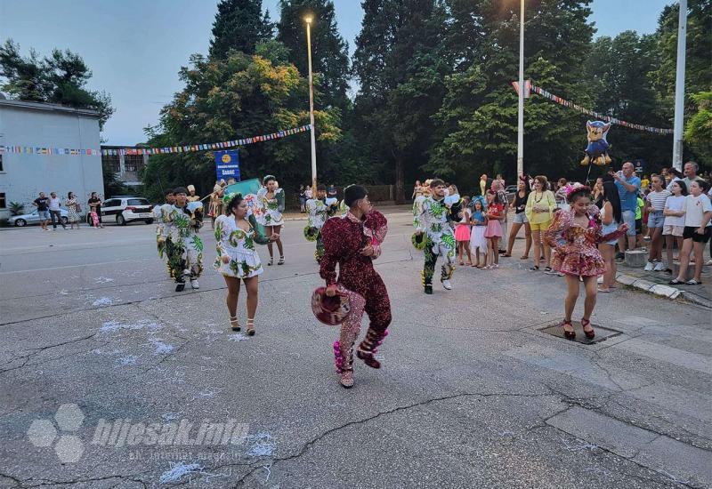 Međunarodni ljetni karneval u Čapljini - FOTO | Čapljinci uživaju u Međunarodnom ljetnom karnevalu