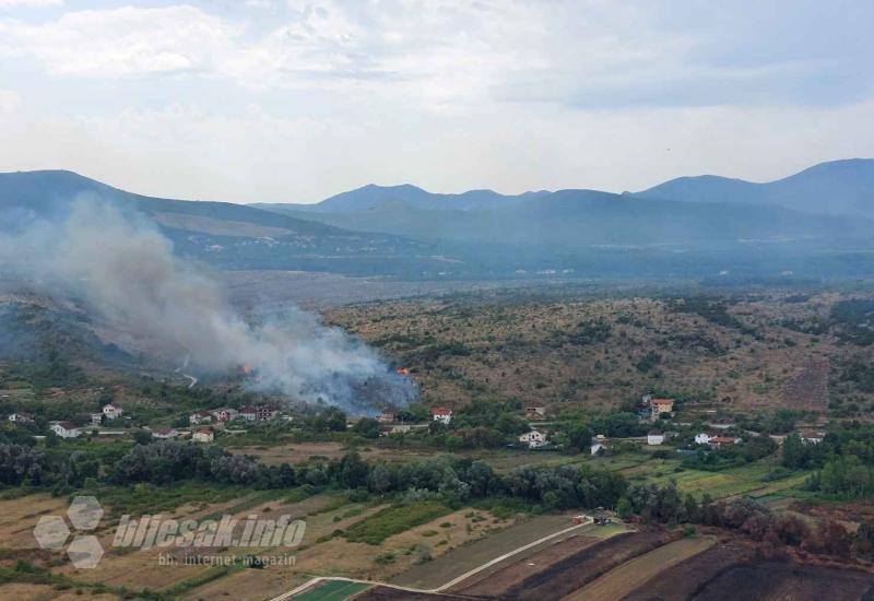 Ljubuški  - aktivan veliki požar, sve snage na terenu