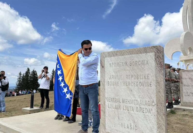 Udruženje žrtava i svjedoka genocida traži od Ambasade SAD ispriku zbog generala Alagića